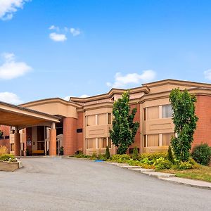 Best Western Laval-Montreal & Conference Centre